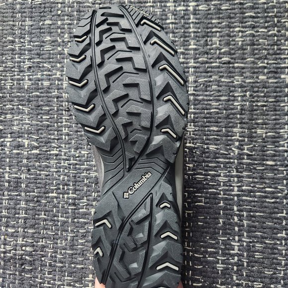 Columbia Men's Crestwood Hiking Shoe - Picture 5 of 8